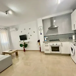 “smile Nerja” Chic With Wifi, 4 Guests Apartment